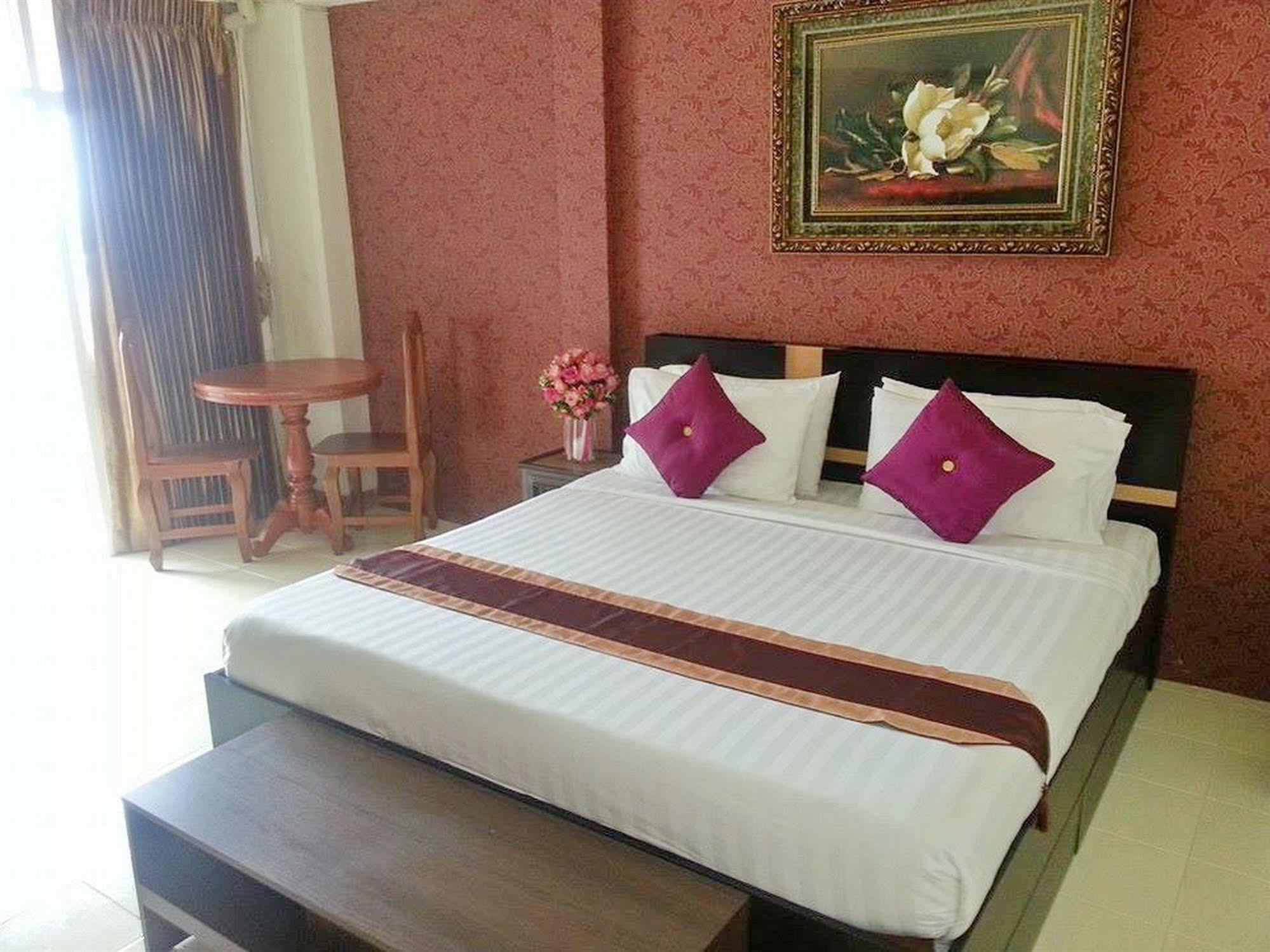 פאטאיה The Sun Resort & Spa מראה חיצוני תמונה